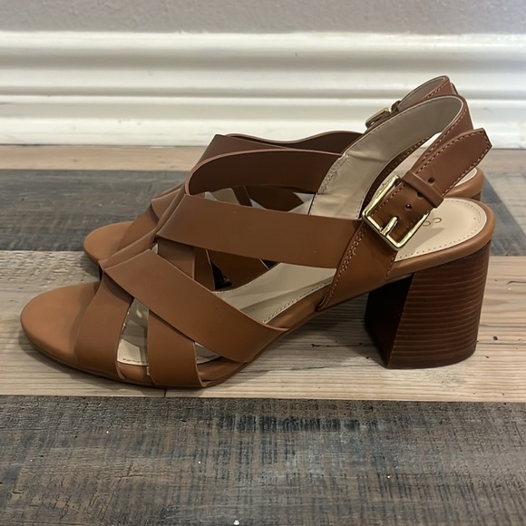 Cole Haan Women's Jamie Sandal Brown Sz 7 1/2 B Side Buckle Summer Casual Chic - Picture 6 of 12